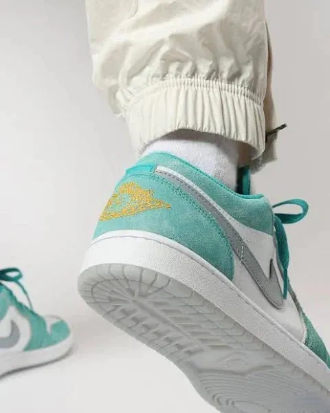 Air Jordan 1 Low New Emerald Sale