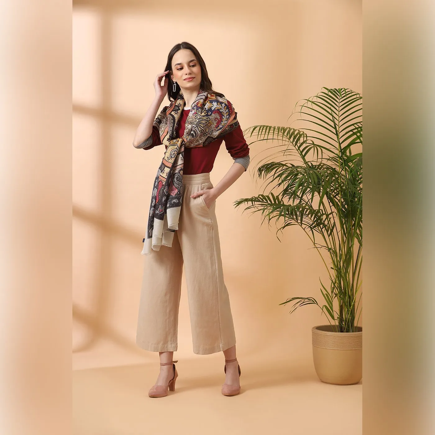 Cosmin Paisley Printed Woolen Stole