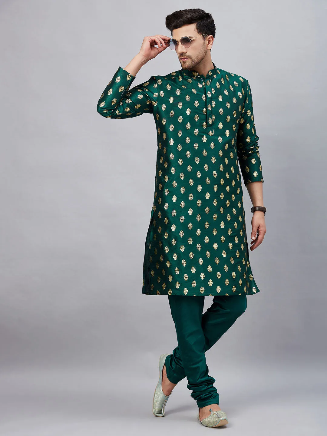 Jashvi Men's Green Foil Print Silk Blend Kurta Pyjama Set