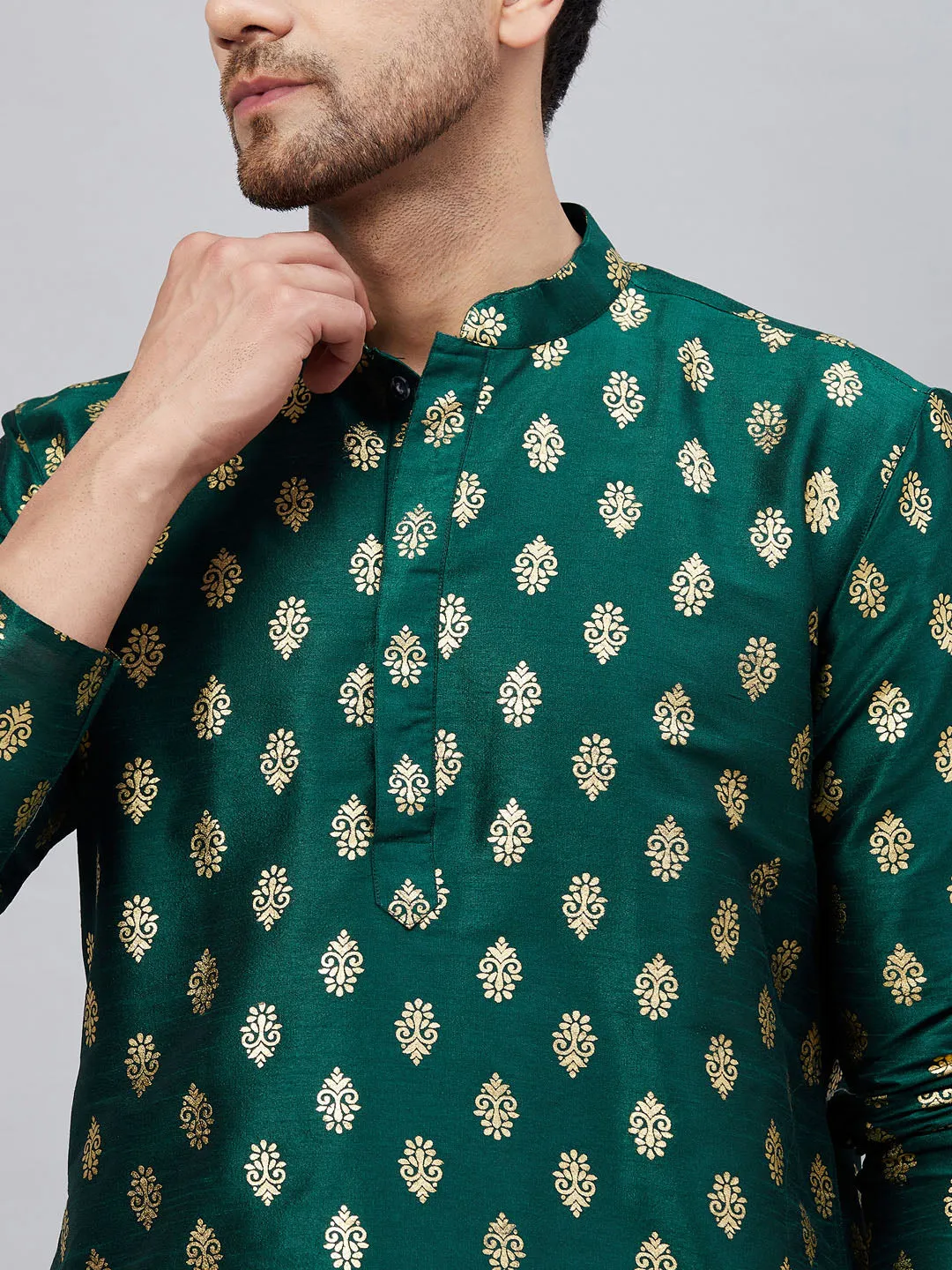 Jashvi Men's Green Foil Print Silk Blend Kurta Pyjama Set