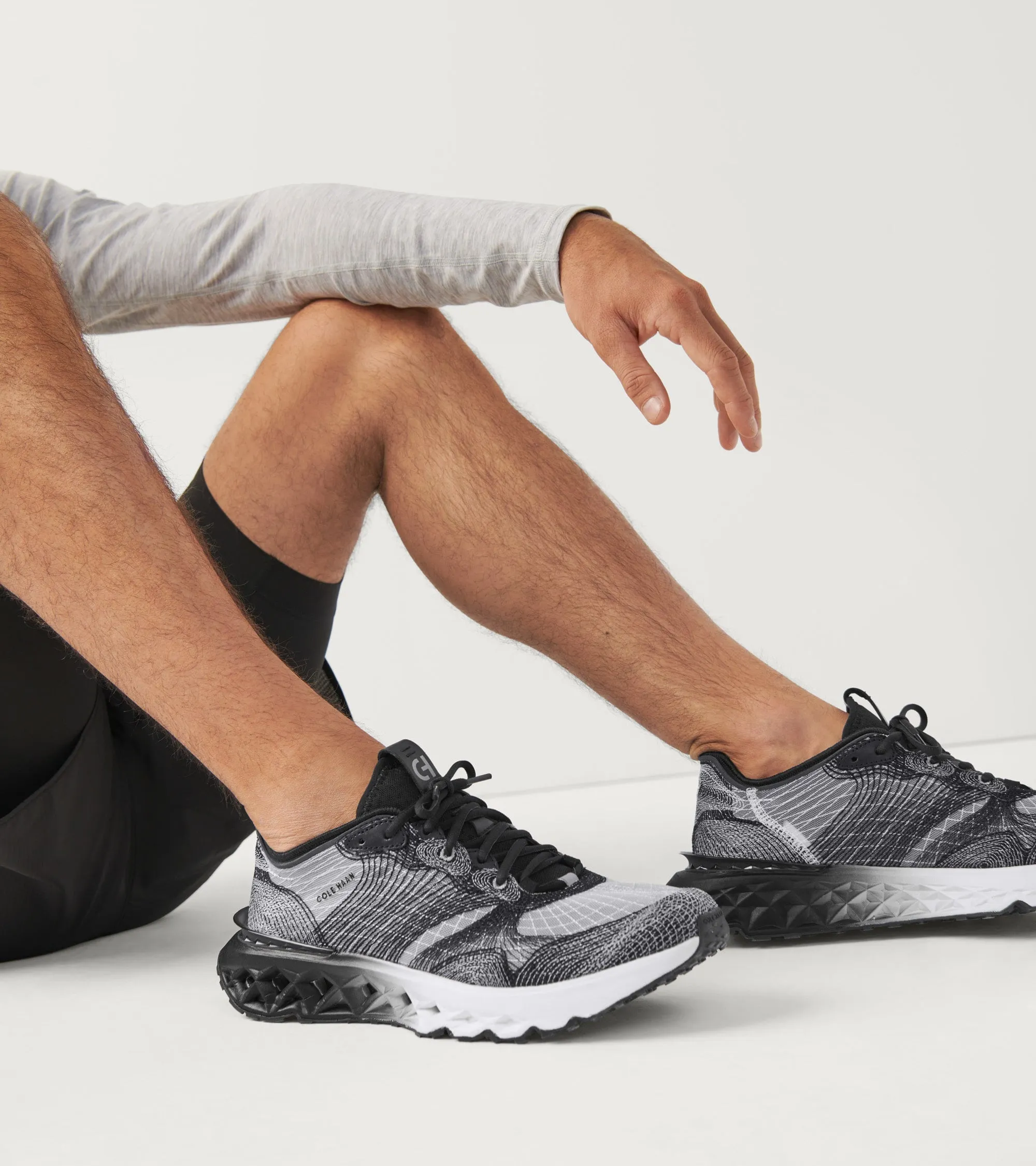 Men's 5.ZERØGRAND Embrostitch Running Shoes