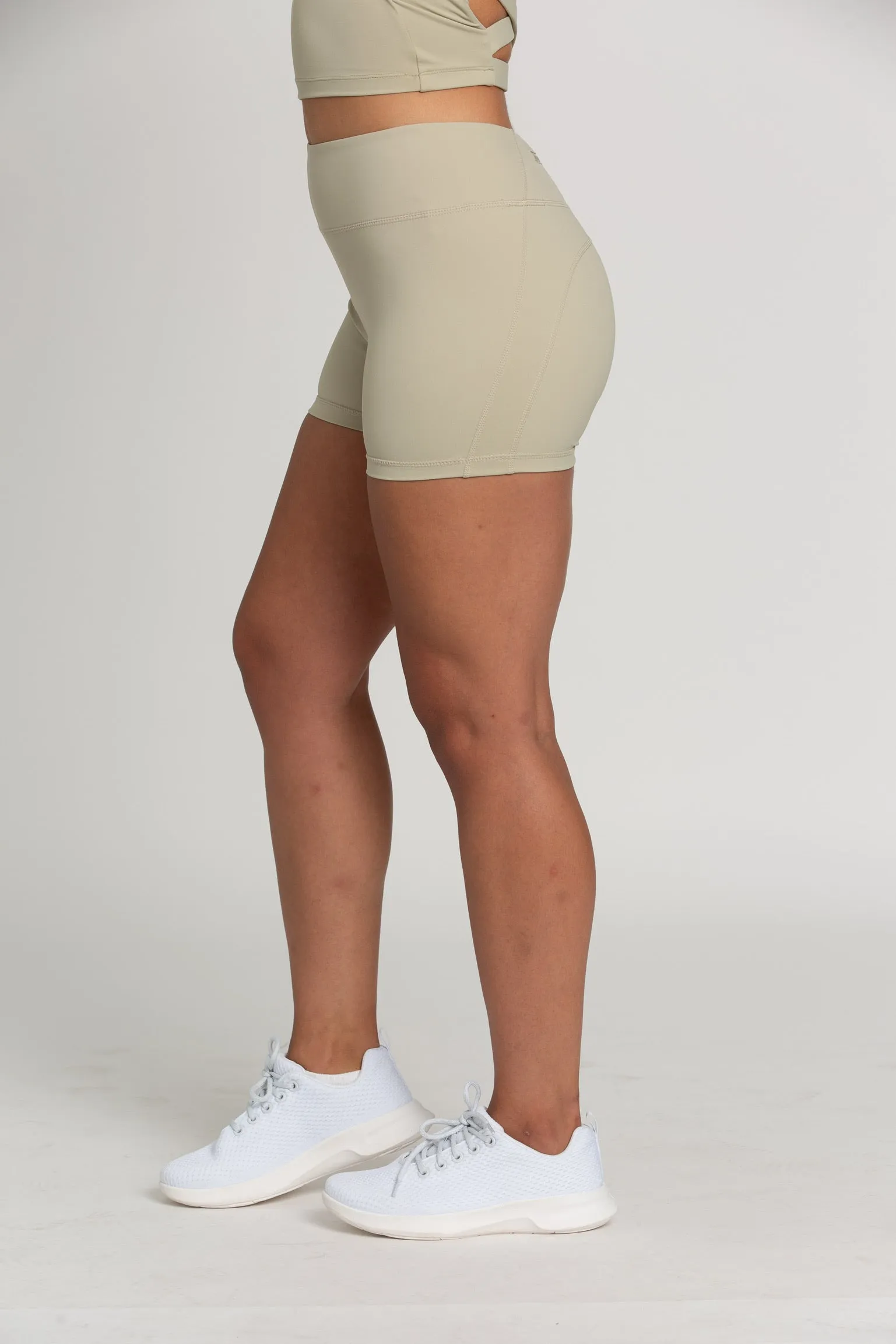 Pale Moss Zipper Spandex Shorts